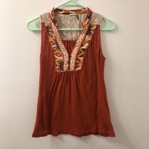 Akemi+ kin floral blouse orange tribal print small